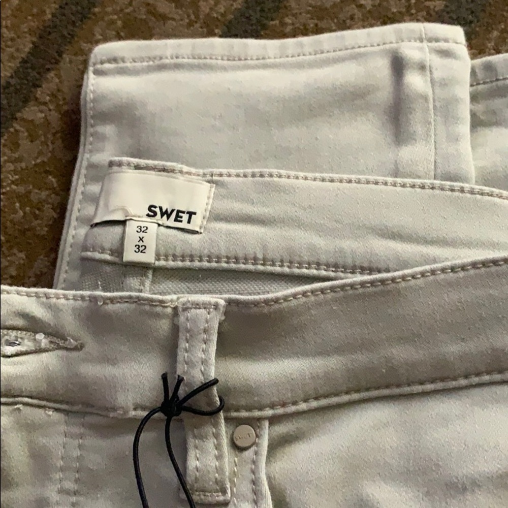 Swet Khakis - Picture 2 of 3